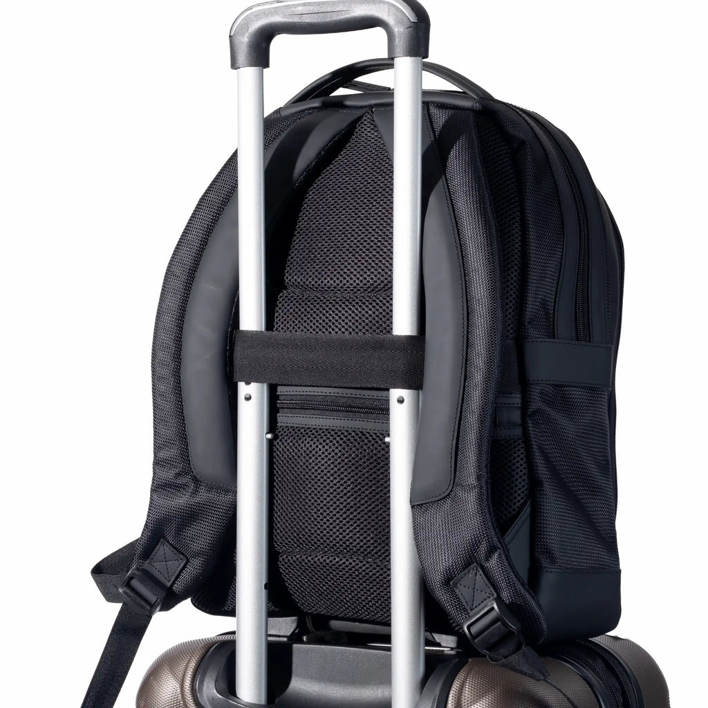 Morral Ejecutivo de Cuero Genuino: Estilo, Confort y Adaptaje para Viaje 🎒💼